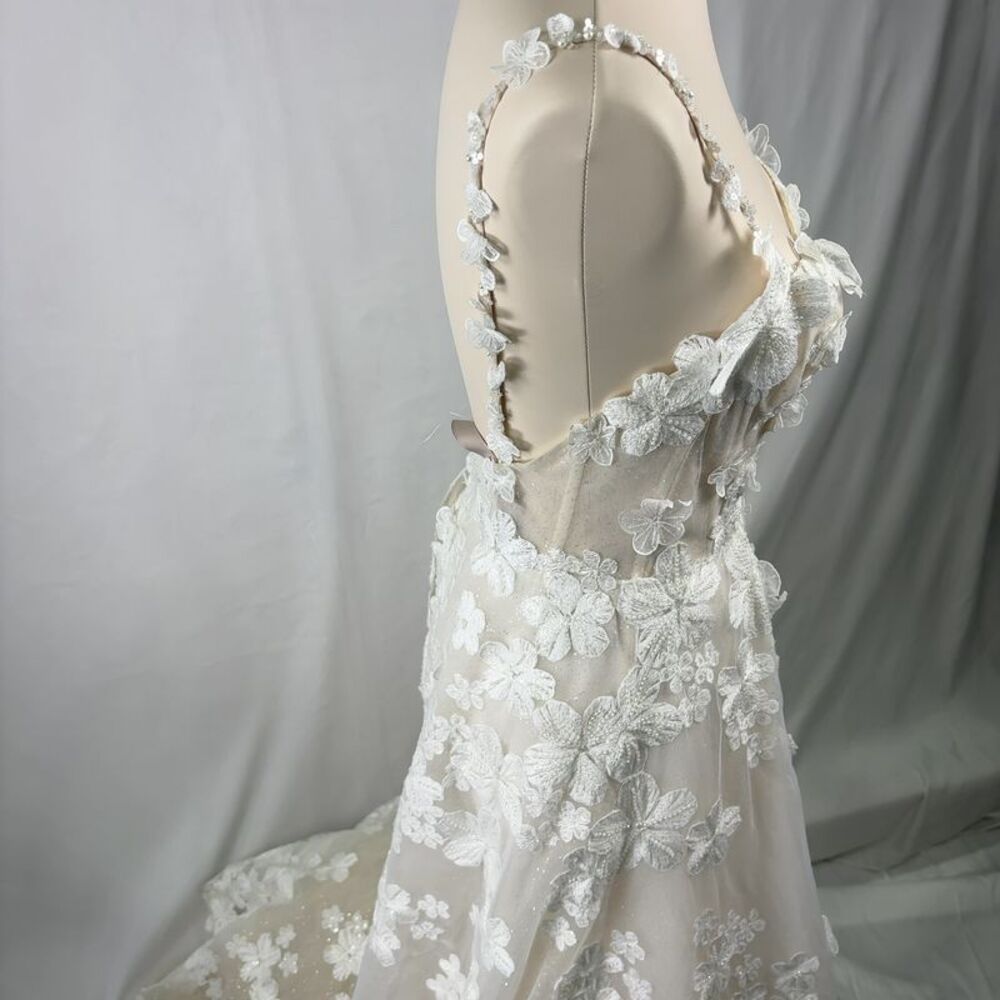 mira zwillinger Mira Zwillinger Wedding Gown - Picture 5 of 7